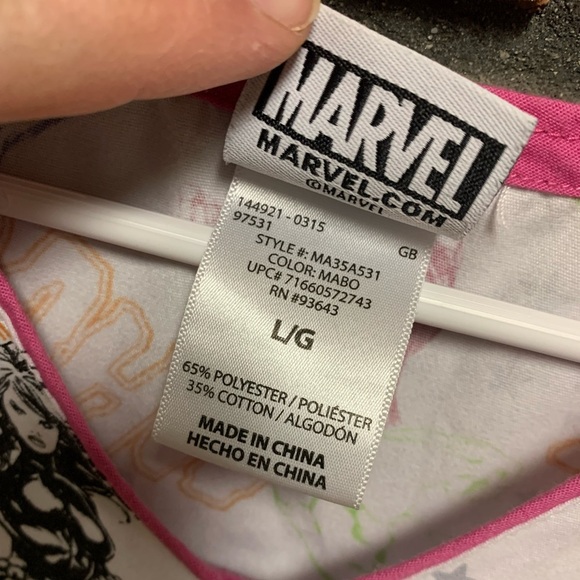 Marvel Avengers Assemble Scrub Top - Picture 4 of 4